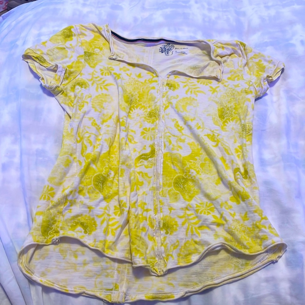 Yellow shirt